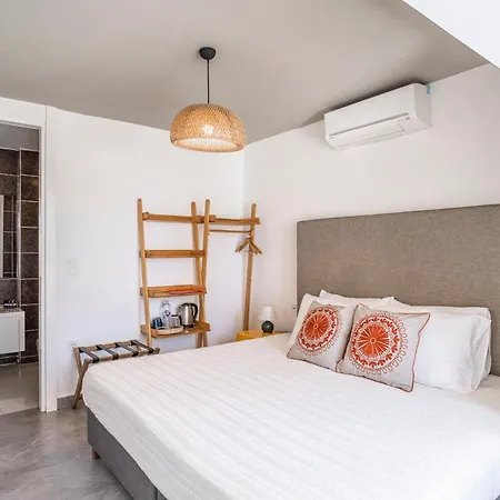 La Local Beach House Yalikavak