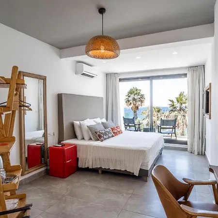 מלון La Local House *