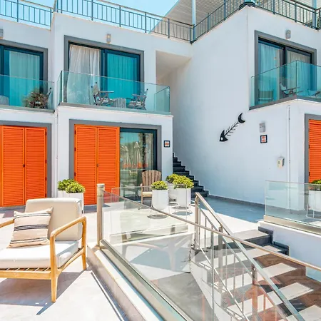 La Local Beach&hotel ホテル