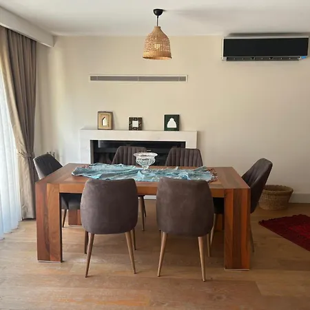 La Local House & Yalikavak Bodrum