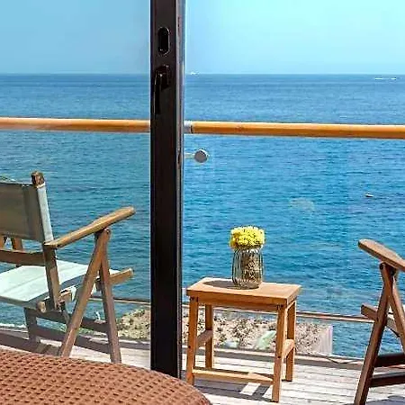 La Local Beach&hotel 酒店 3*