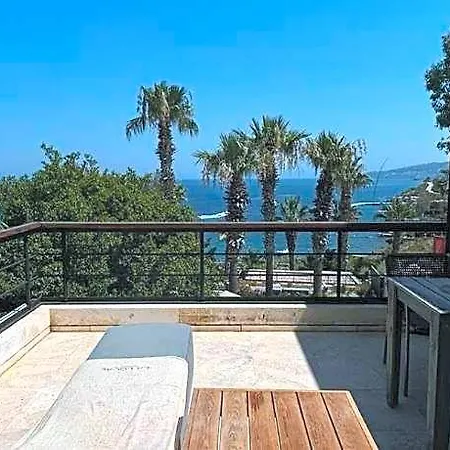 La Local Beach&hotel 3*