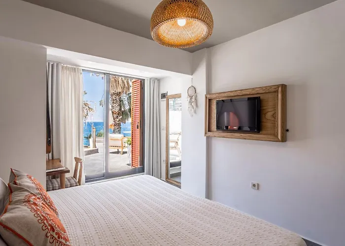 La Local Beach&hotel Hotel