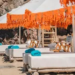 La Local Beach&hotel Hotel