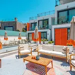 La Local Beach&hotel 3*